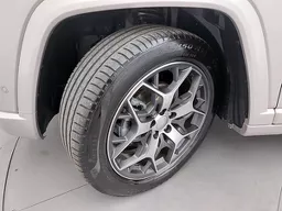 Jeep Commander