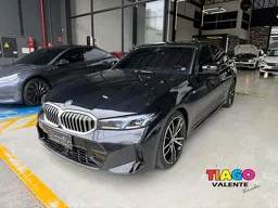 BMW 320i
