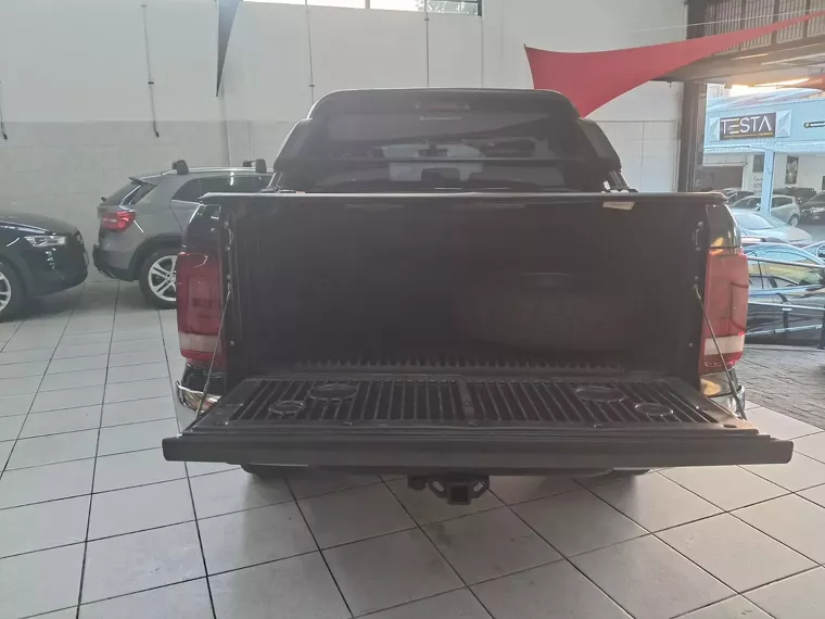 Volkswagen Amarok Preto 8