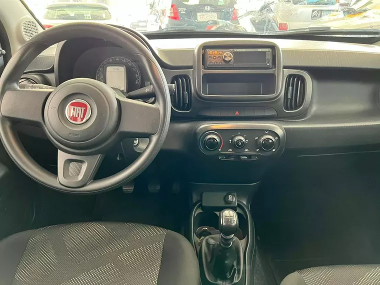 Fiat Mobi Prata 11