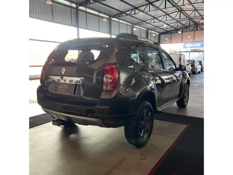 Renault Duster Verde 6