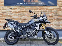 Triumph Tiger 900