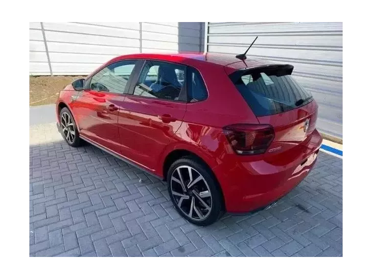 Volkswagen Polo Hatch Vermelho 4