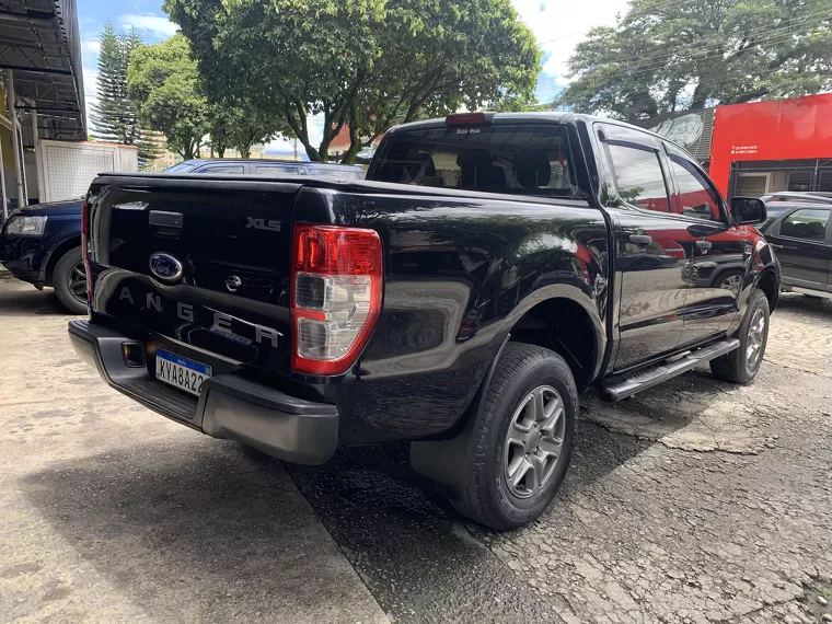 Ford Ranger Preto 10