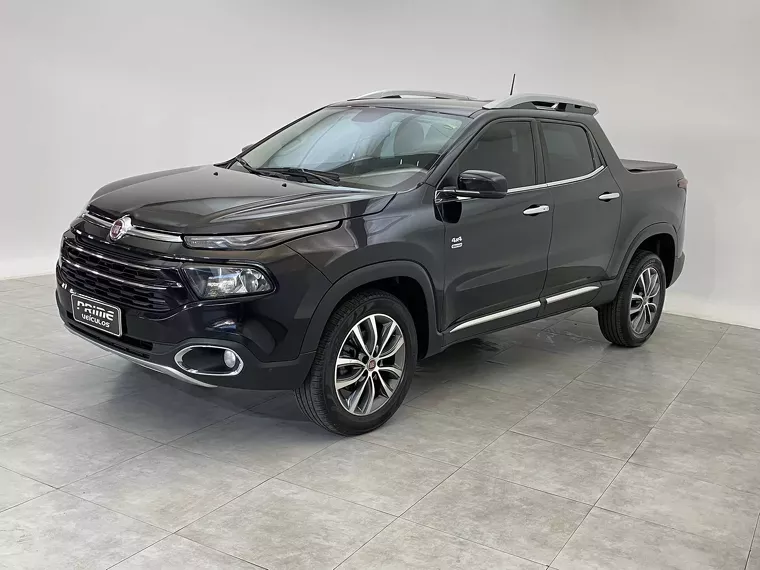 Fiat Toro Preto 1