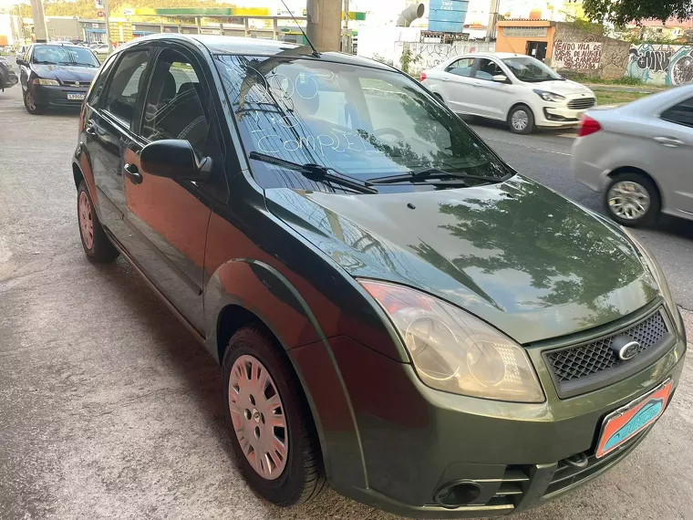 Ford Fiesta Verde 6