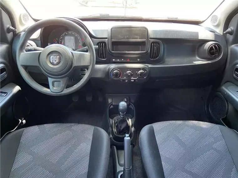 Fiat Mobi Cinza 5