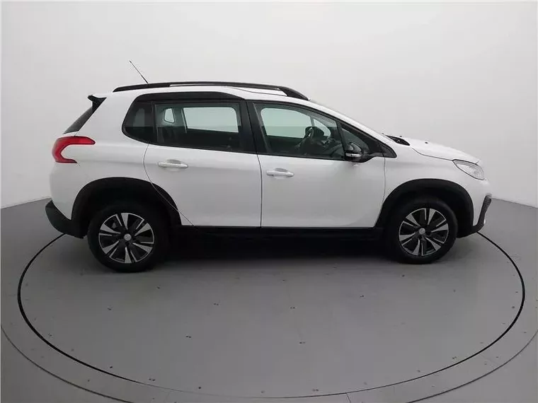 Peugeot 2008 Branco 6