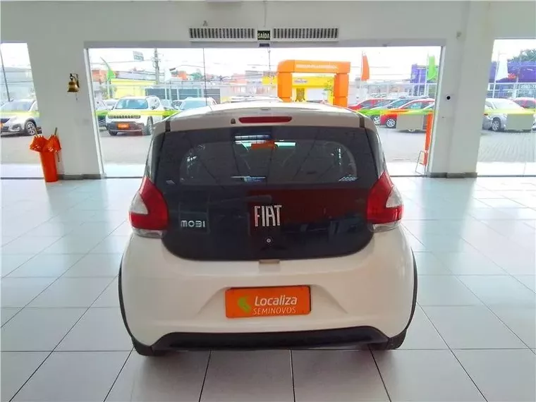 Fiat Mobi Branco 2