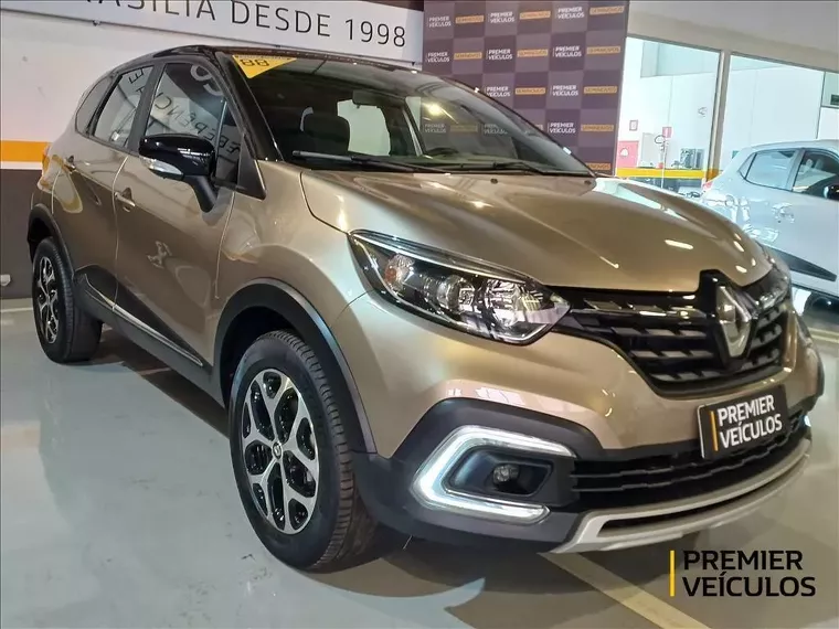 Renault Captur Bege 9