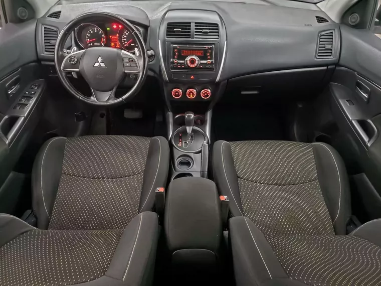 Mitsubishi ASX Prata 3