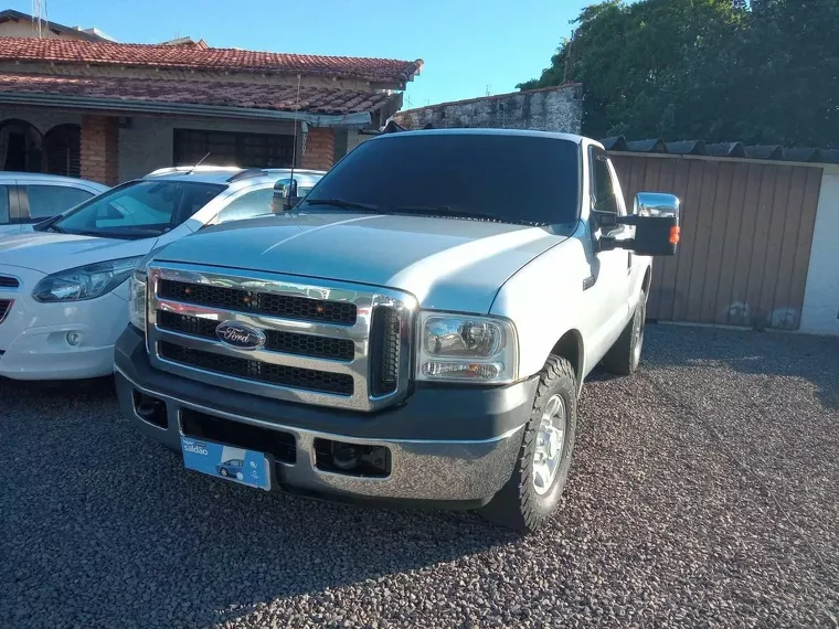 Ford F-250 Prata 1