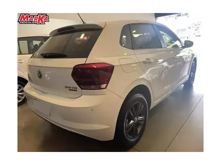 Volkswagen Polo Hatch Branco 5