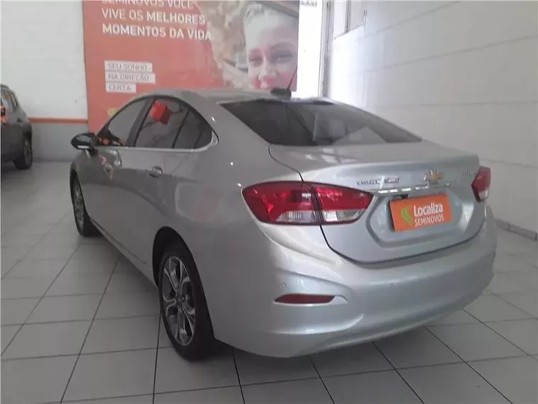 Chevrolet Cruze Prata 11