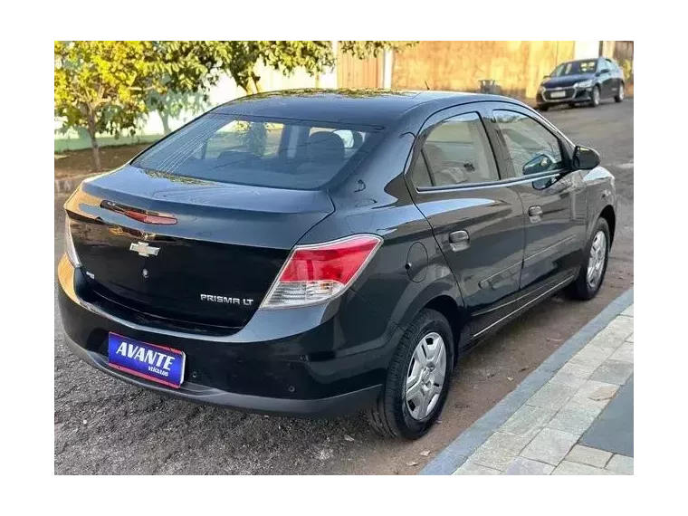 Chevrolet Prisma Preto 11