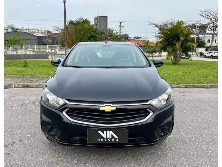 Chevrolet Onix Preto 3