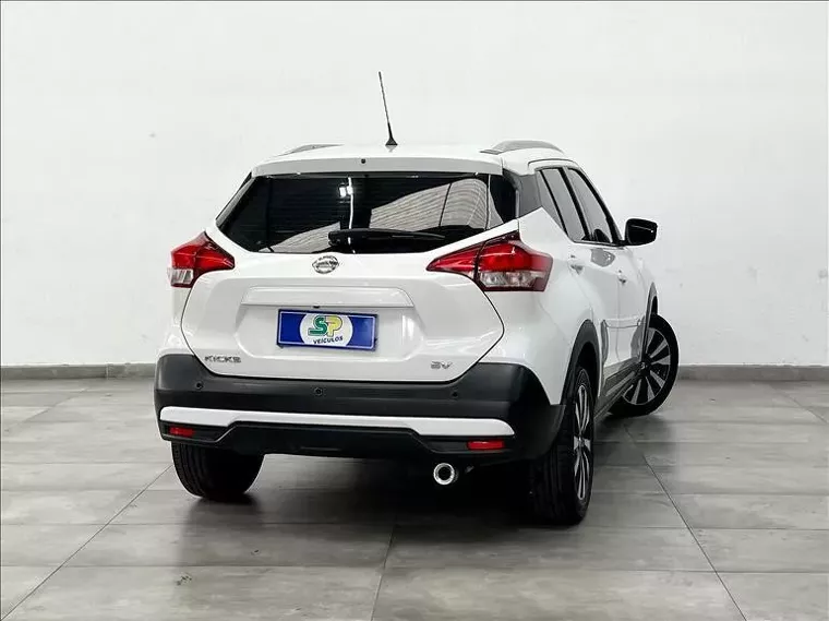 Nissan Kicks Branco 9