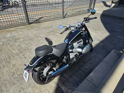 BMW R 18