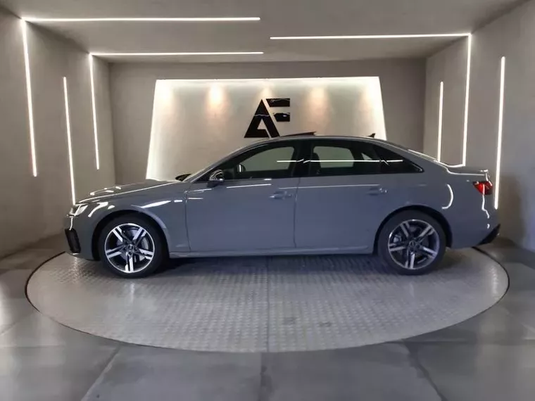 Audi A4 Cinza 11