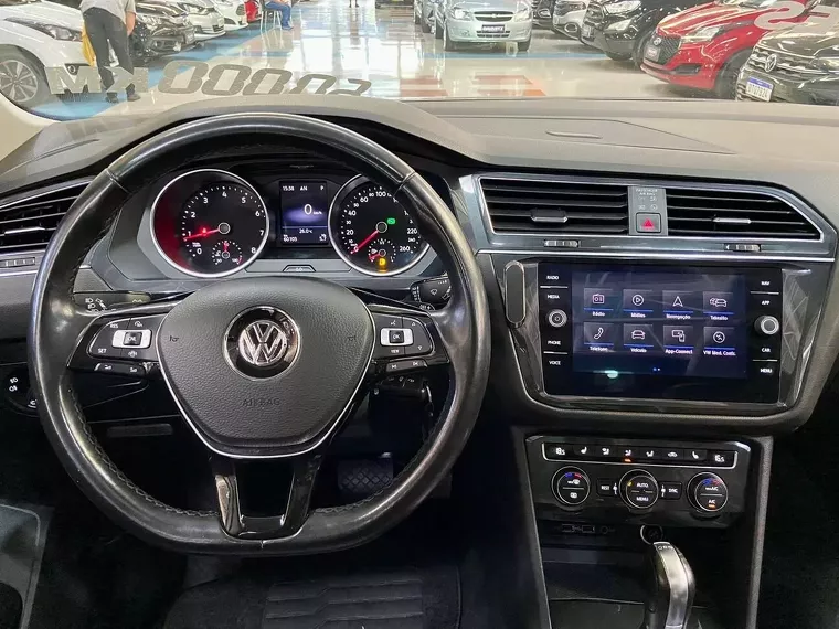 Volkswagen Tiguan Branco 13