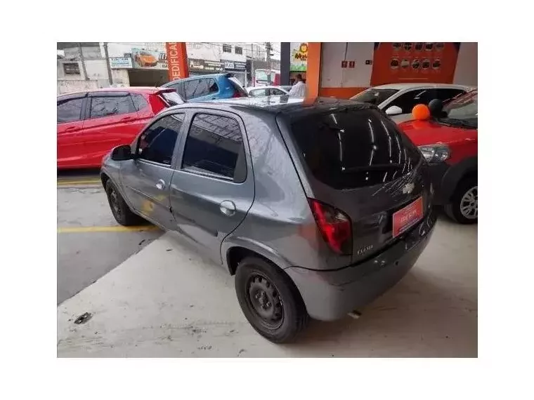 Chevrolet Celta Cinza 3