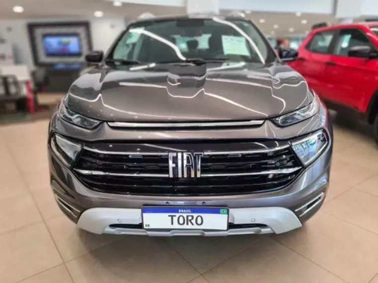 Fiat Toro Cinza 11