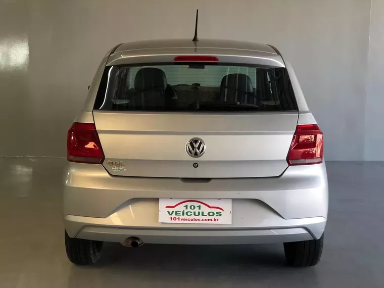 Volkswagen Gol Prata 2