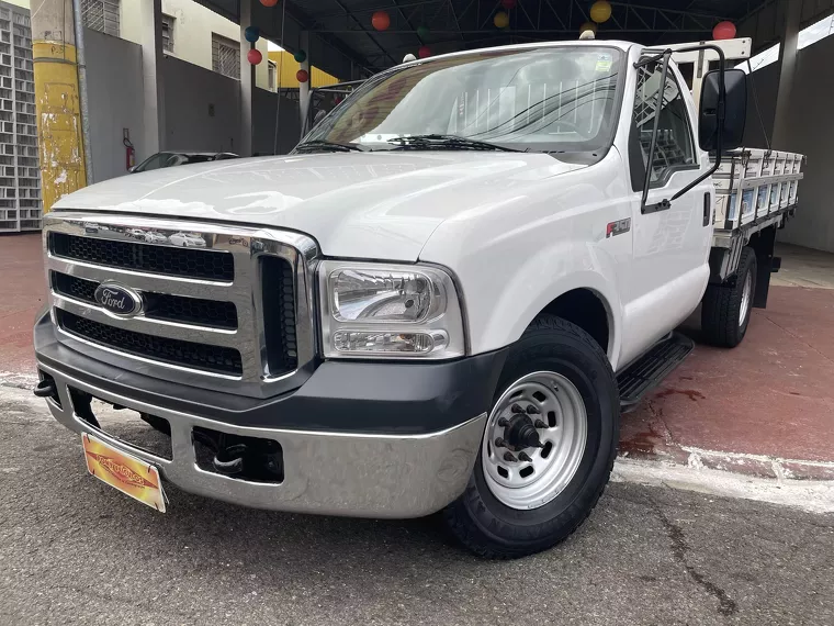 Ford F-350 Branco 2