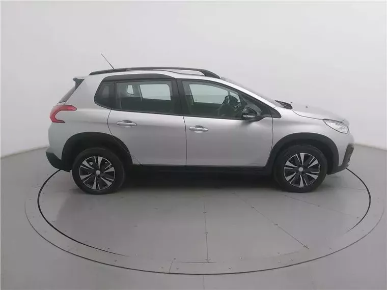 Peugeot 2008 Cinza 9