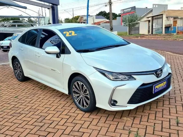 Toyota Corolla Branco 1