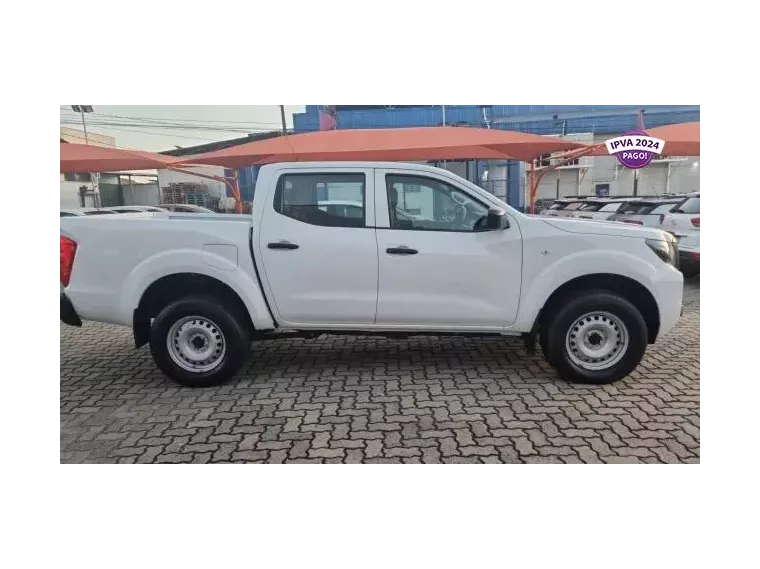 Nissan Frontier Branco 1