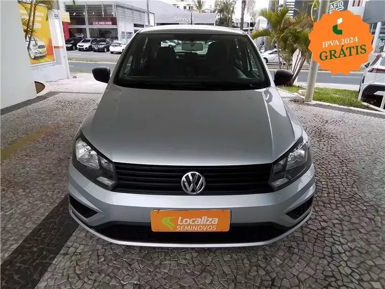 Volkswagen Gol Prata 1