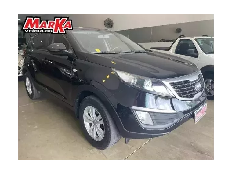 KIA Sportage Preto 5