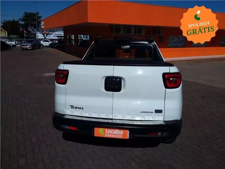 Fiat Toro Branco 5