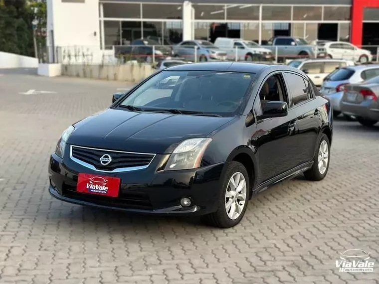 Nissan Sentra Preto 1