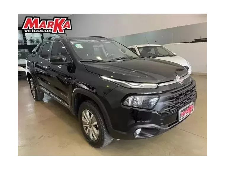 Fiat Toro Preto 3