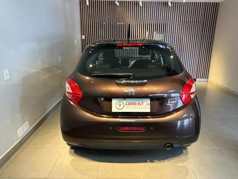 Peugeot 208 Marrom 8