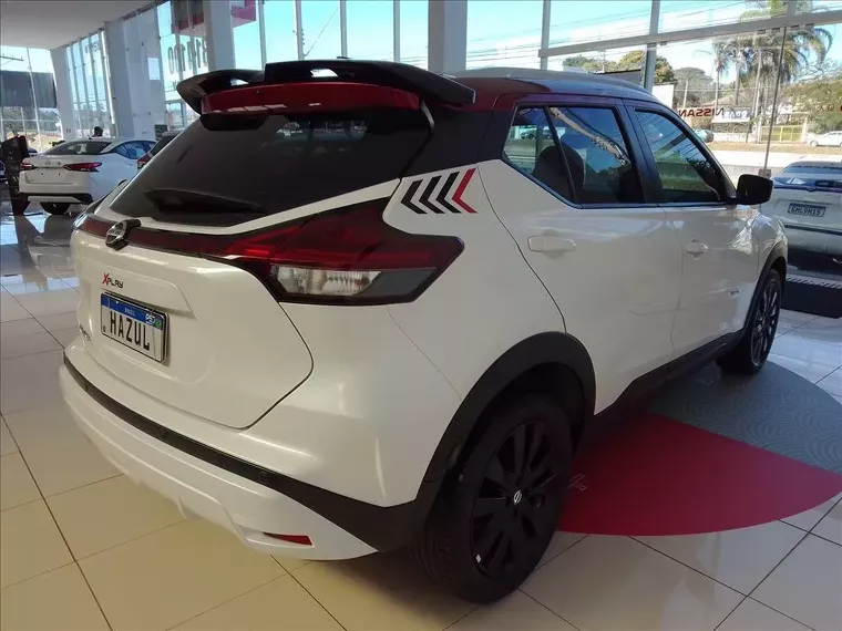 Nissan Kicks Branco 5