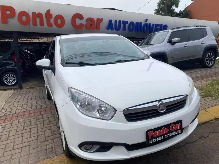 Fiat Grand Siena Branco 2