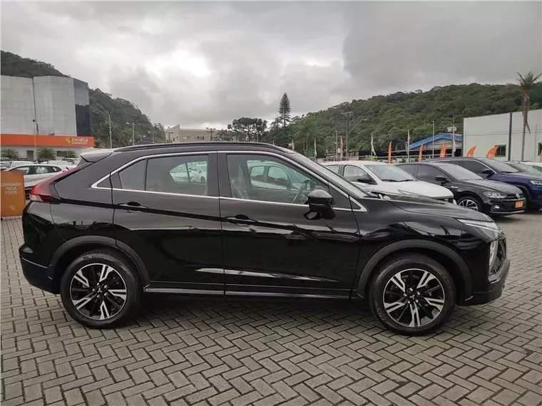 Mitsubishi Eclipse Cross Preto 6