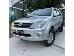 Toyota Hilux SW4