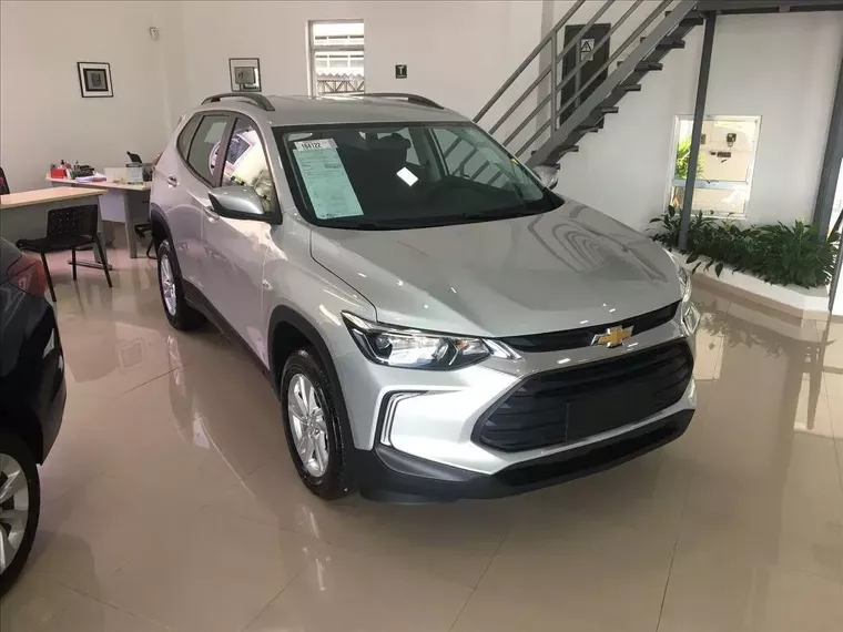 Chevrolet Tracker Prata 4