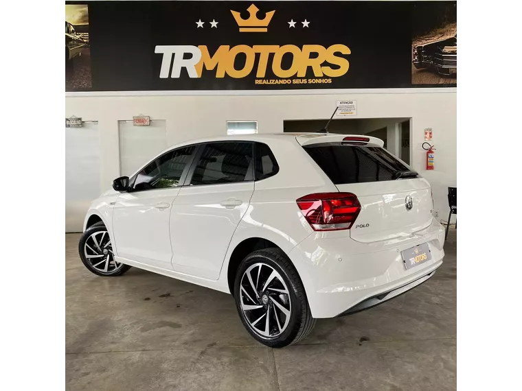 Volkswagen Polo Hatch Branco 6