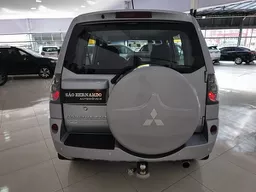 Mitsubishi Pajero TR4