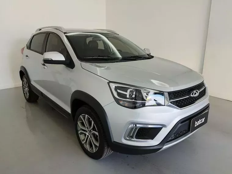 Chery Tiggo 2 Prata 11