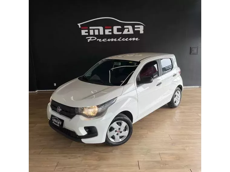 Fiat Mobi Branco 4