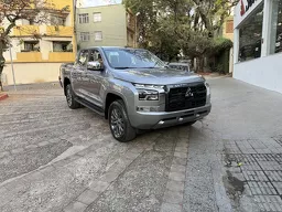 Mitsubishi Triton