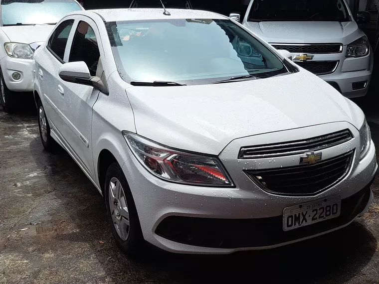 Chevrolet Prisma Branco 11