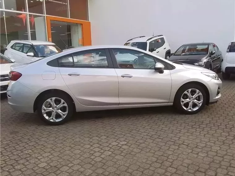 Chevrolet Cruze Prata 9