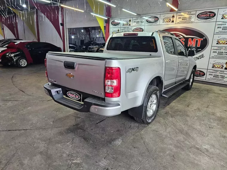 Chevrolet S10 Prata 7